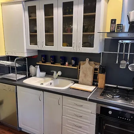 Apartament Z 2 Sypialniami I Salonem - 150 M Od Morza *