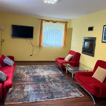 Z 2 Sypialniami I Salonem - 150 M Od Morza Kołobrzeg