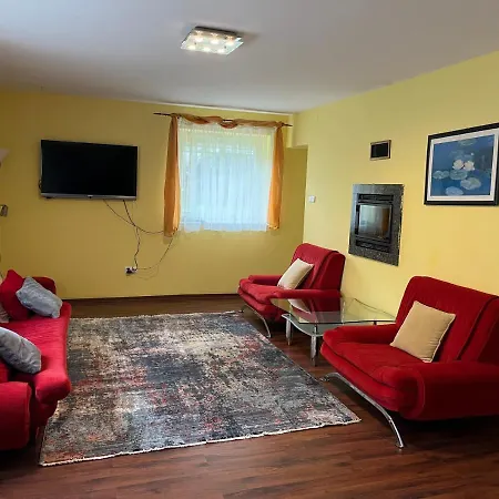 Z 2 Sypialniami I Salonem - 150 M Od Morza Apartament