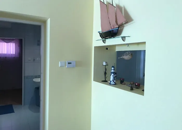 Plaza Z 2 Sypialniami I Salonem - 150 M Od Morza Apartman