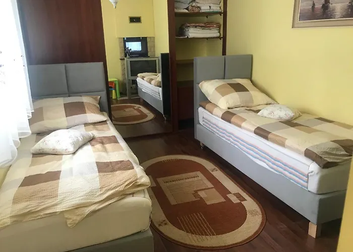 Plaza Z 2 Sypialniami I Salonem - 150 M Od Morza Apartman *